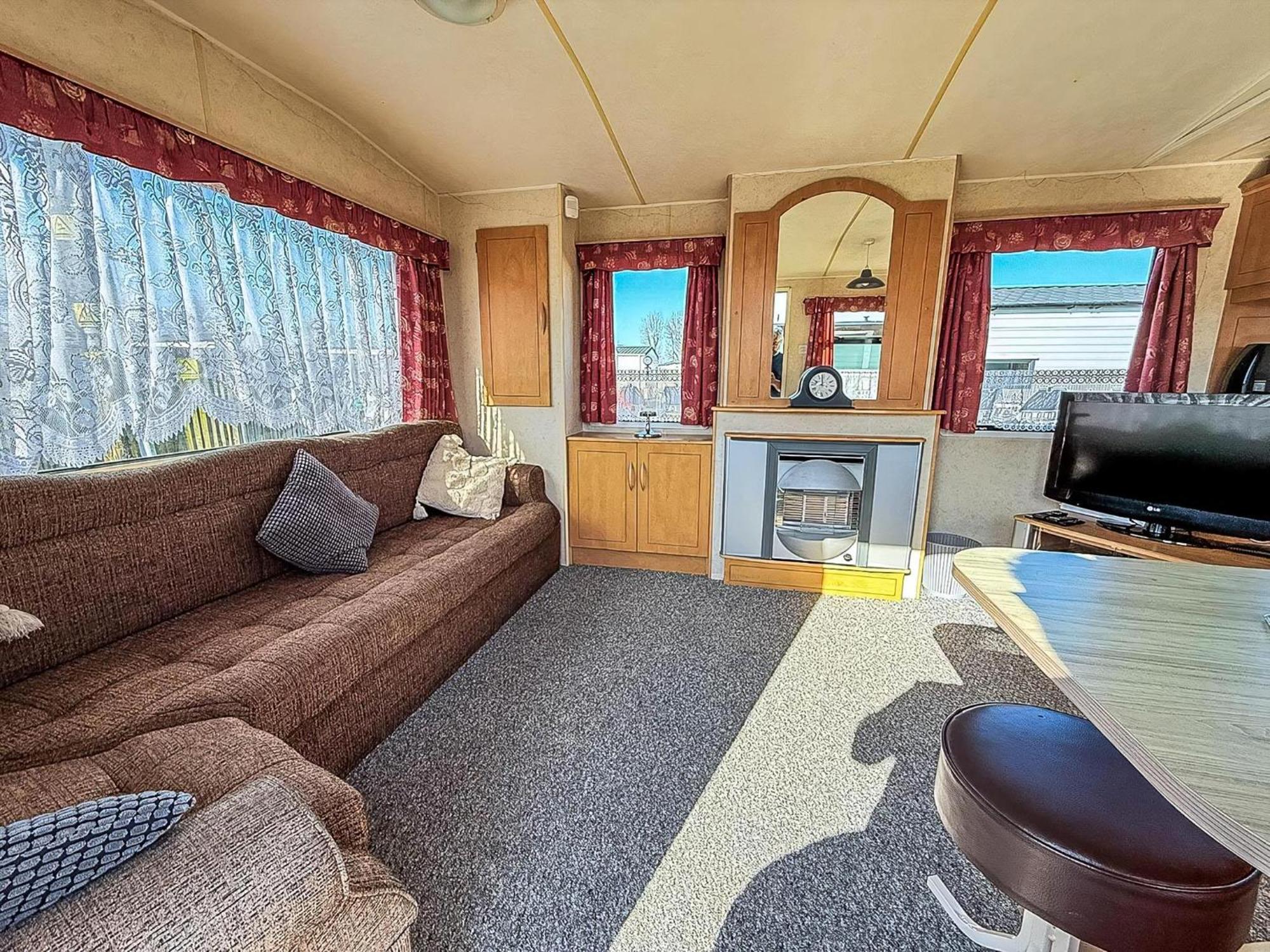 8 Berth Caravan With Free Wifi At Heacham Holiday Park In Norfolk Ref 21008E Exterior photo