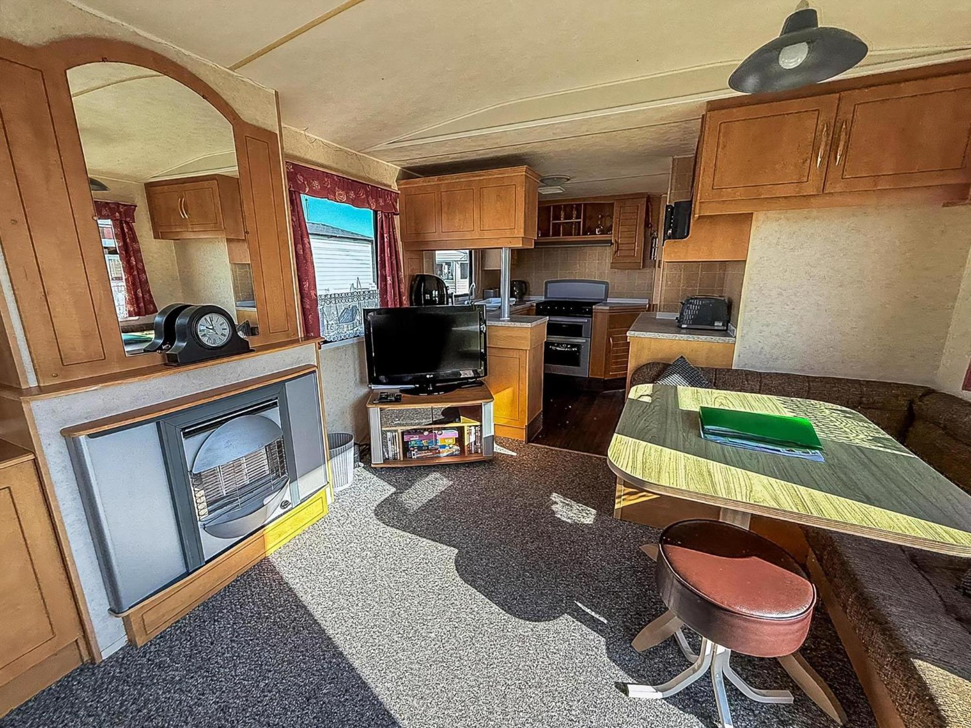8 Berth Caravan With Free Wifi At Heacham Holiday Park In Norfolk Ref 21008E Exterior photo